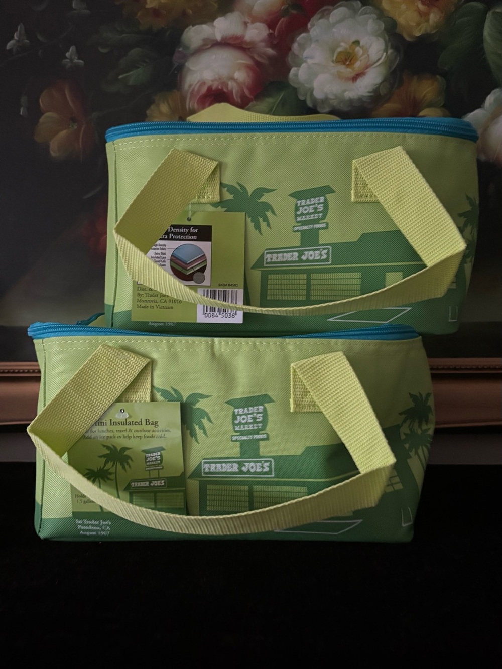 NWT 2 Trader Joe’s Mini Insulated Lunch Cooler Tote Bag Set 1.5 Gallon green